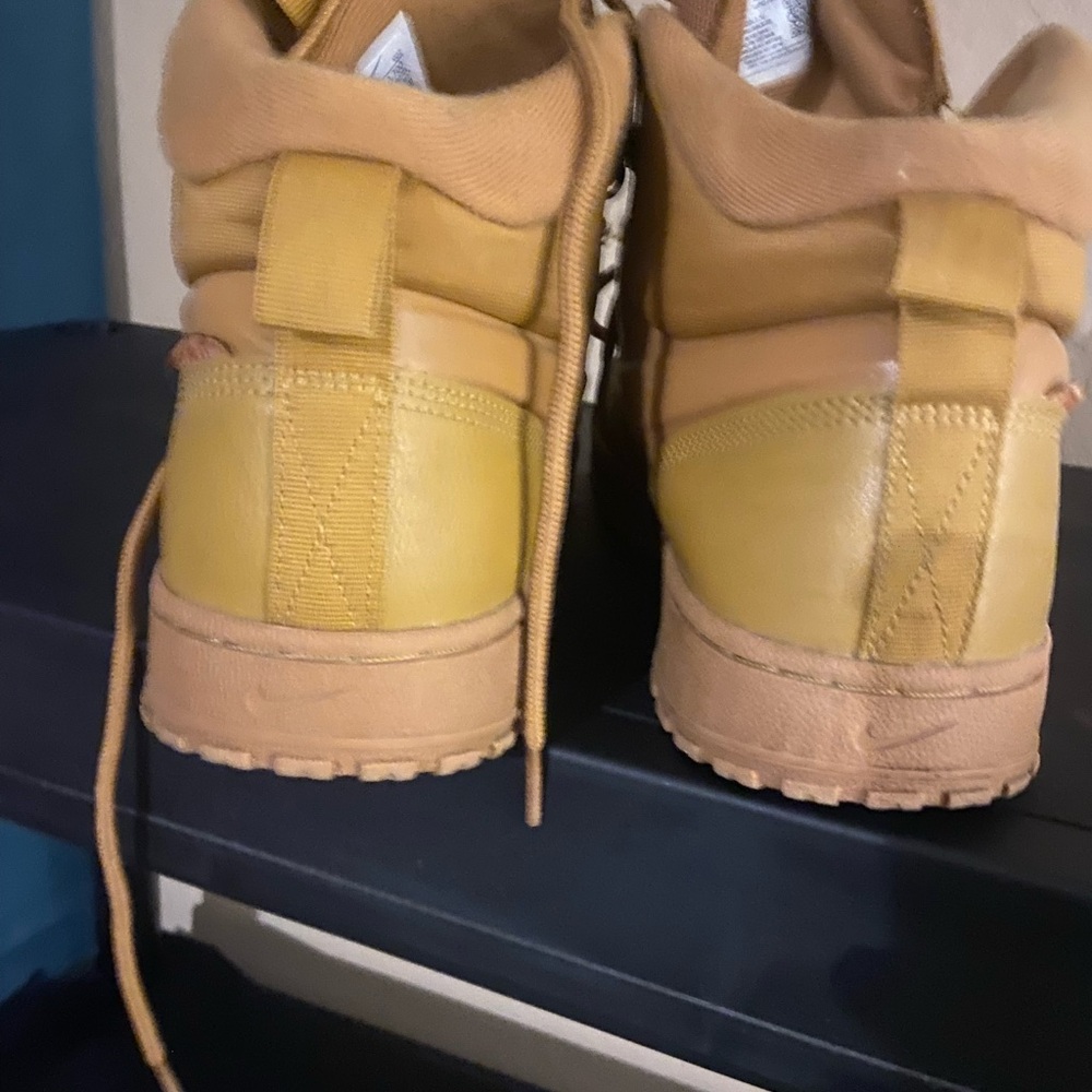 Nike boots